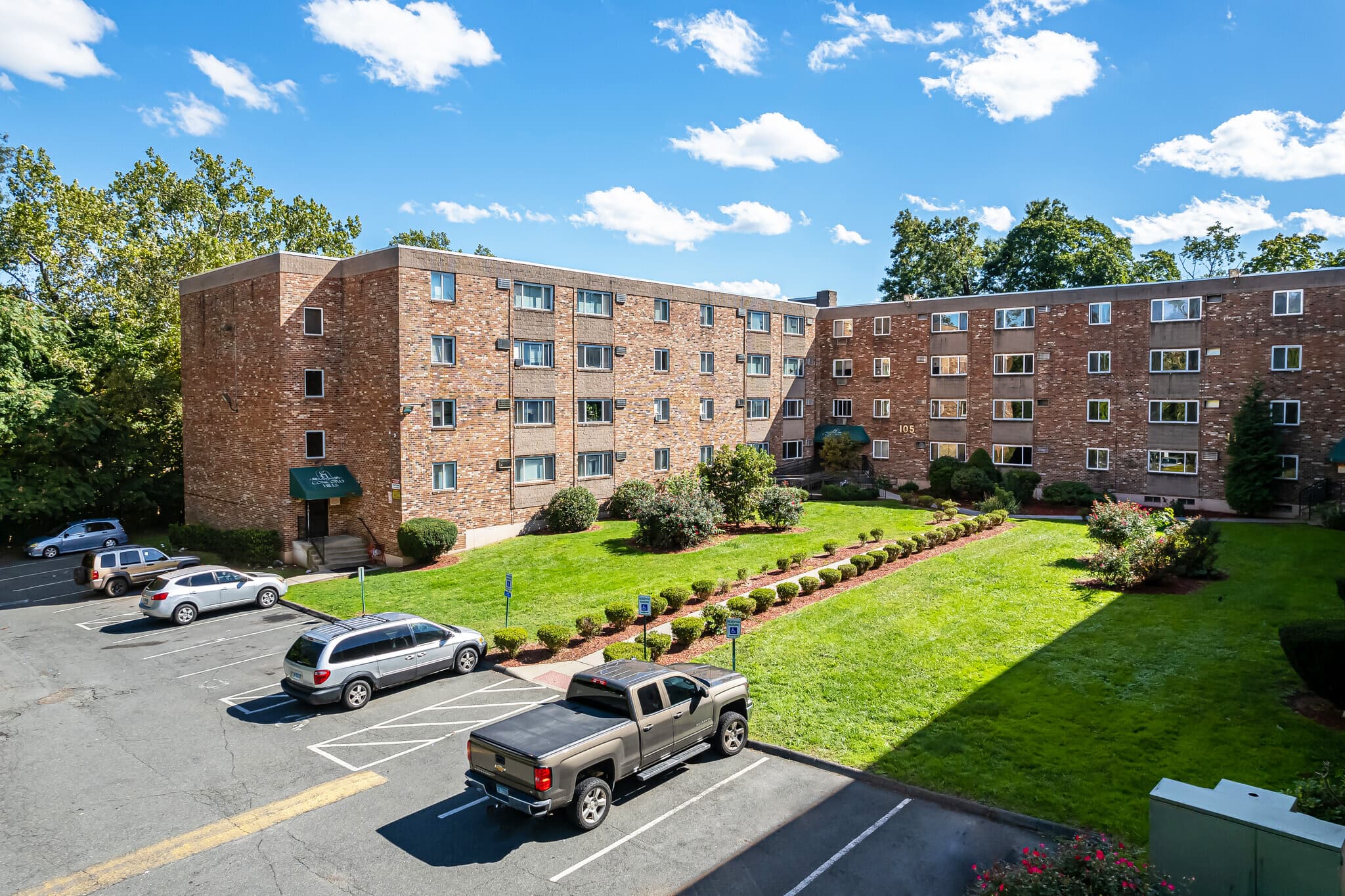 Concord Hills Apartments in Hartford, CT